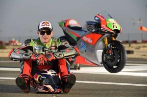 Aprilia представила свою ливрею Aprilia RS-GP 