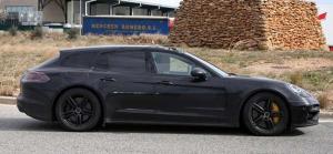 Porsche вывела на тесты новый универсал Panamera