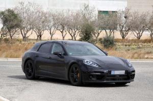 Porsche вывела на тесты новый универсал Panamera