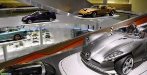 Mersedes оригинально поздравили сотрудников BMW со столетним юбилеем концерн