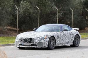Шпионские снимки Mercedes-AMG GT R 2017 года 