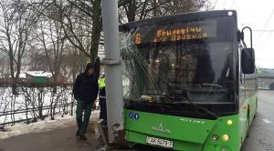 ДТП с рейсовым автобусом в Минске: шесть человек госпитализированы