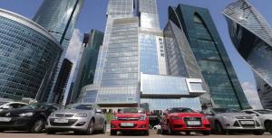 В феврале авторынок России замедлил падение до 13,4 процента