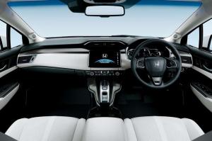 Honda запустила продажи водородного седана Clarity в Японии