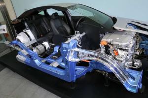 Honda запустила продажи водородного седана Clarity в Японии
