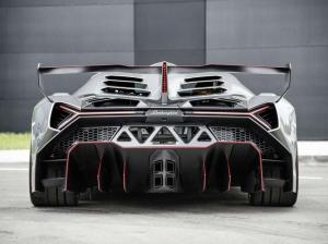 2013 Lamborghini Veneno 