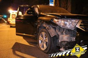 В Алматы произошло мощное столкновение двух автомобилей Toyota 