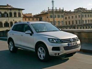 В мире отзовут 800 тысяч VW Touareg и Porsche Cayenne из-за проблем с педалью тормоза