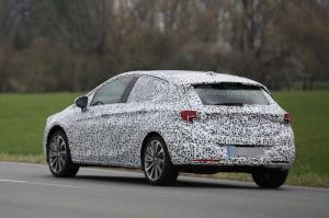 Шпионские снимки Opel Astra 2016 года 