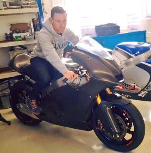 Эфрен Васкес - одинокий боец Suter в чемпионате Moto2
