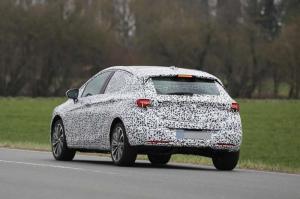Шпионские снимки Opel Astra 2016 года 