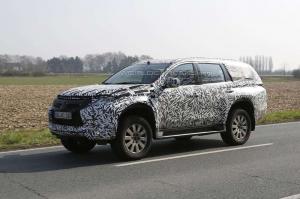 Шпионские снимки Mitsubishi Pajero 2016 года 
