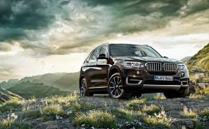 BMW официально подтвердил выпуск X7