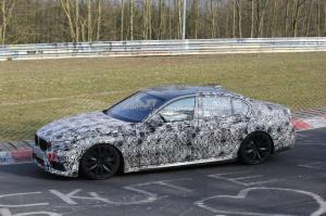 Шпионские снимки BMW 7-Series 2016 года 