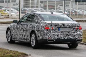 Шпионские снимки BMW 7-Series 2016 года 