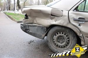 В Алматы водители двух "немцев" не поняли друг друга 