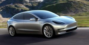Концерн Tesla принял более 100 тысяч заказов на электромобиль Model 3 