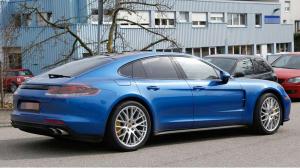 Шпионские снимки Porsche Panamera 2017 года 