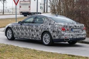 Шпионские снимки BMW 7-Series 2016 года 