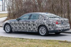 Шпионские снимки BMW 7-Series 2016 года 