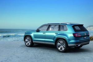 В США сфотографировали новый большой кроссовер Volkswagen 