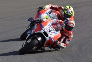 Спортивный директор Ducati: Мы пока не определились с напарником Лоренсо