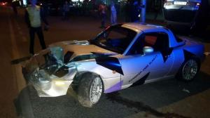 Авто перевернулось при ДТП на спецполосе в Алматы 