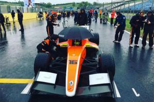 Формула V8 3.5: Воскресную гонку выиграл Диллман
