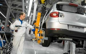 Калужский автозавод Volkswagen будет работать по выходным до осени