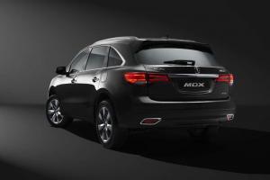 Приостановлены поставки автомобилей Acura в Россию