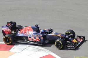 Фил Чарльз: Неоднозначный день для Toro Rosso