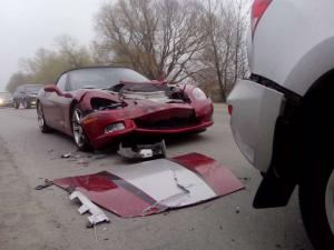 Chevrolet Corvette стал участником ДТП в Киеве 