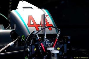 В FIA подтвердили замены у Хэмилтона