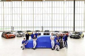 Уникальный Volkswagen Golf GTI представят 4 мая