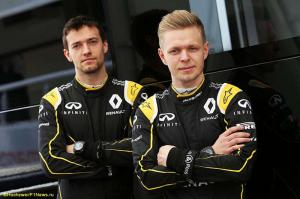 Гонщики Renault F1 удивлены решением по Квяту