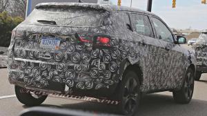 Новый компактный кроссовер Jeep получит версию для тяжелого бездорожья 