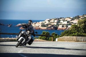 Мотоцикл KTM 1290 Super Adventure 2015/2016 отзывается из-за проблем с задней полуактивной подвеской
