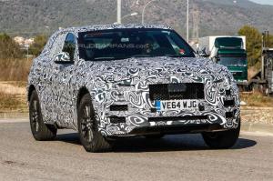 Шпионские снимки Jaguar F-Pace 2016 года 