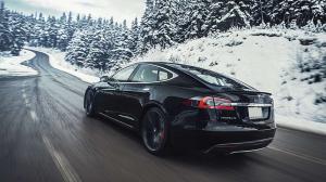 Водитель Tesla уснул за рулем во время езды на автопилоте