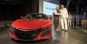В Америке началось серийное производство нового суперкара Acura NSX 
