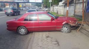 Инсульт у водителя Mercedes привел к массовому ДТП в Алматы 