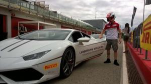 Андреа Довициозо и Кейси Стоунер протестировали Lamborghini 