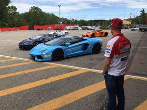 Андреа Довициозо и Кейси Стоунер протестировали Lamborghini 