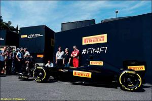 В Pirelli представили шины для 2017 года 