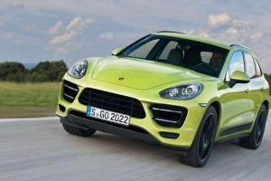 В сети появились снимки серийного Porsche Macan