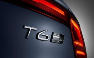  Volvo объявила рублевые цены на флагманский седан S90 