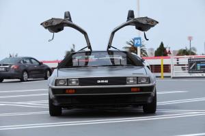 DeLorean DMC-12 из фильма Назад в Будущее 