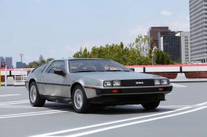 DeLorean DMC-12 из фильма Назад в Будущее 