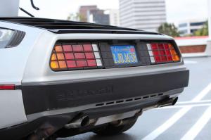DeLorean DMC-12 из фильма Назад в Будущее 