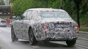 Опубликованы первые фотографии салона Rolls-Royce Phantom нового поколения